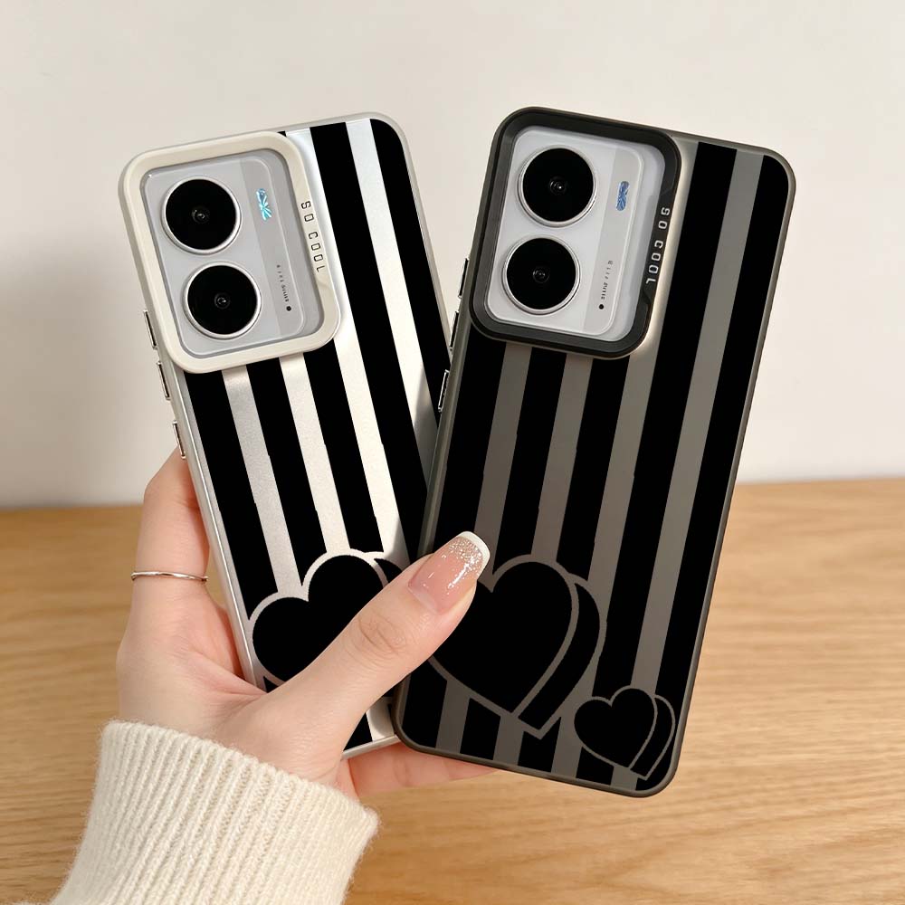 Realme C67 - Чехол для телефона с черным полосатым