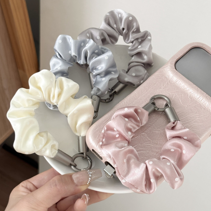 Phone Accessories Aesthetic - Шелковый ремешок для телефона с рюшами
